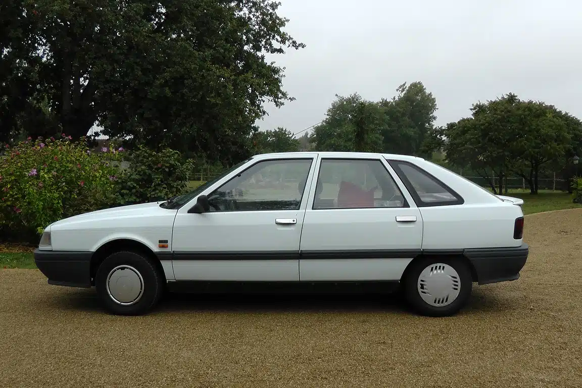 renault 21